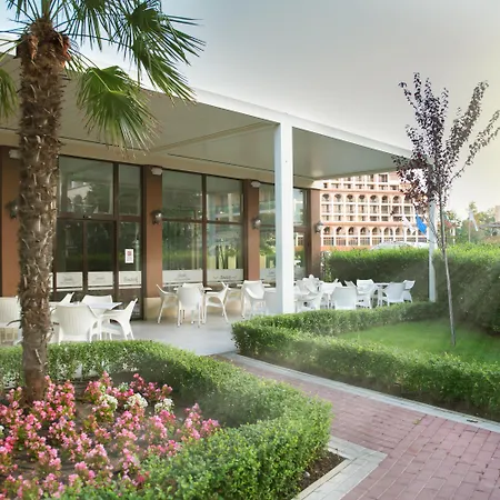 Отель Laguna Park & Aqua Club