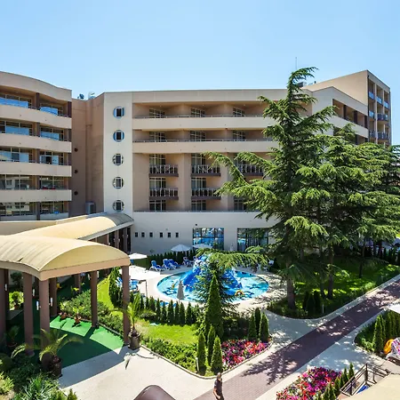 Laguna Park & Aqua Club Otel 4*