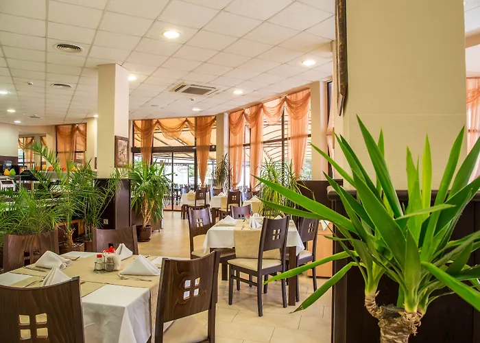 Laguna Park & Aqua Club Отель Солнечный берег