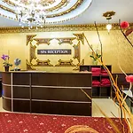 Laguna Park & Aqua Club ساني بيتش