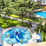 Laguna Park & Aqua Club 4*
