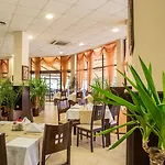 Laguna Park & Aqua Club فندق ساني بيتش