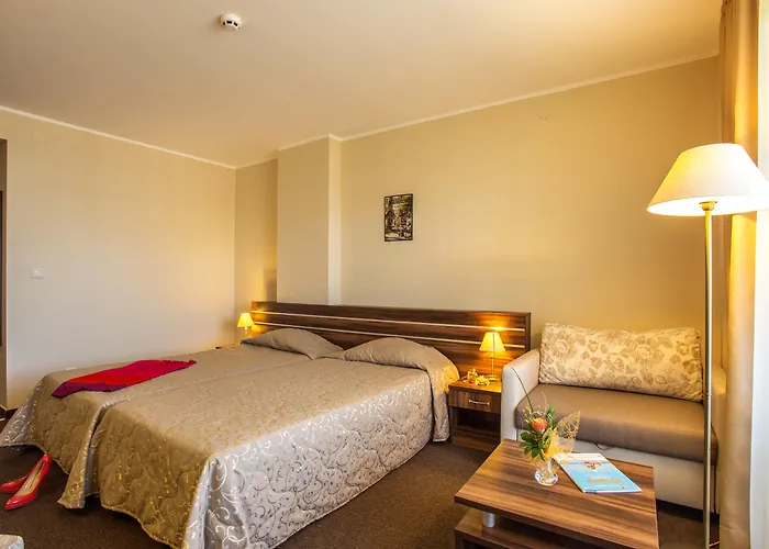 Laguna Park & Aqua Club Солнечный берег