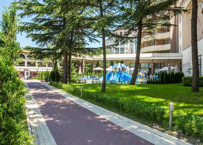 Отель Laguna Park & Aqua Club 4*