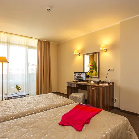 Laguna Park & Aqua Club 4* ساني بيتش